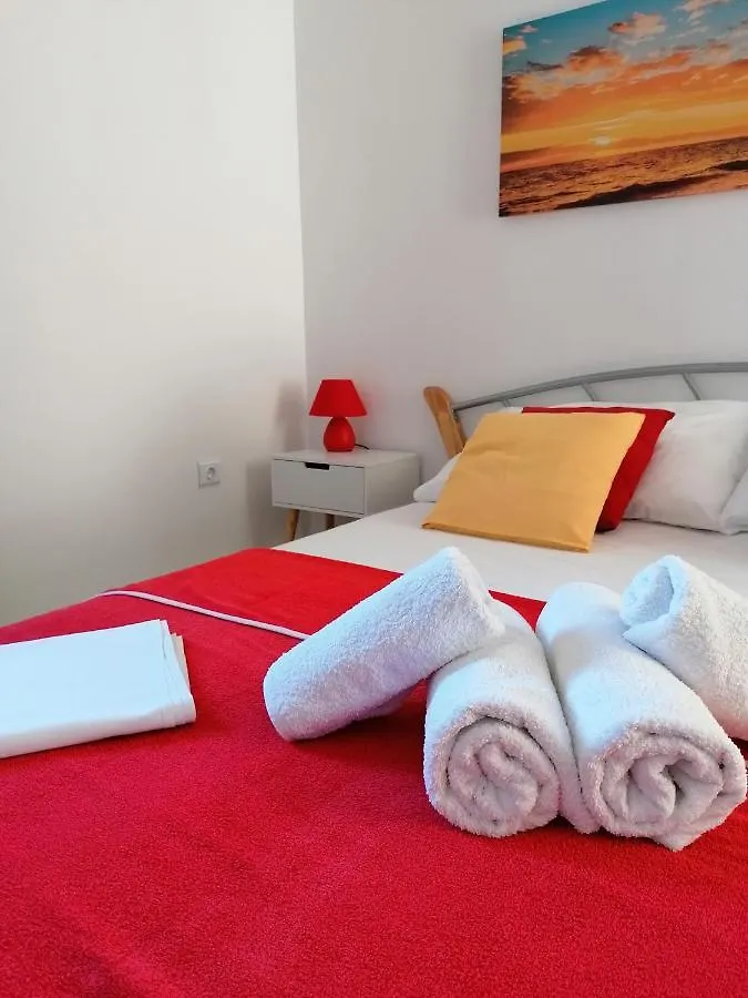 Apartments Dario Pag Town
