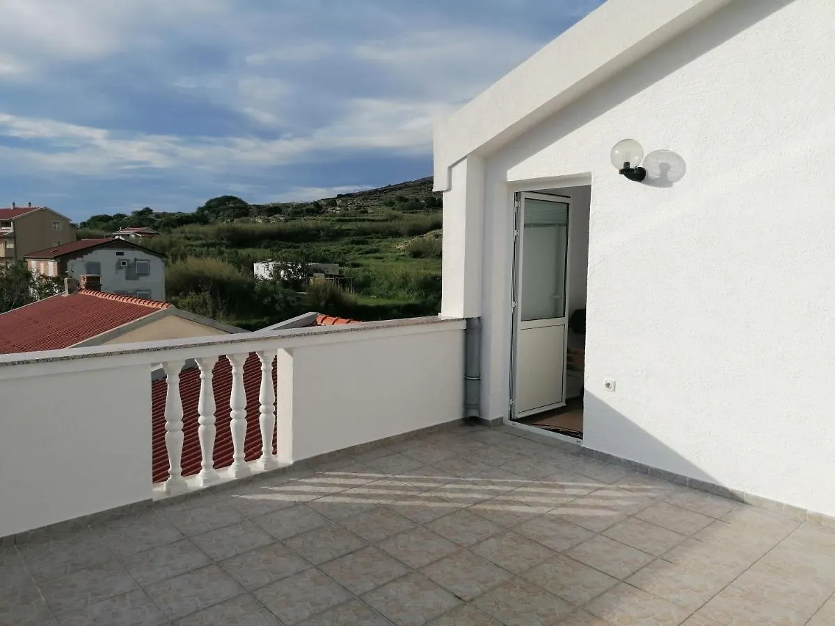Apartments Dario Pag Town Croazia