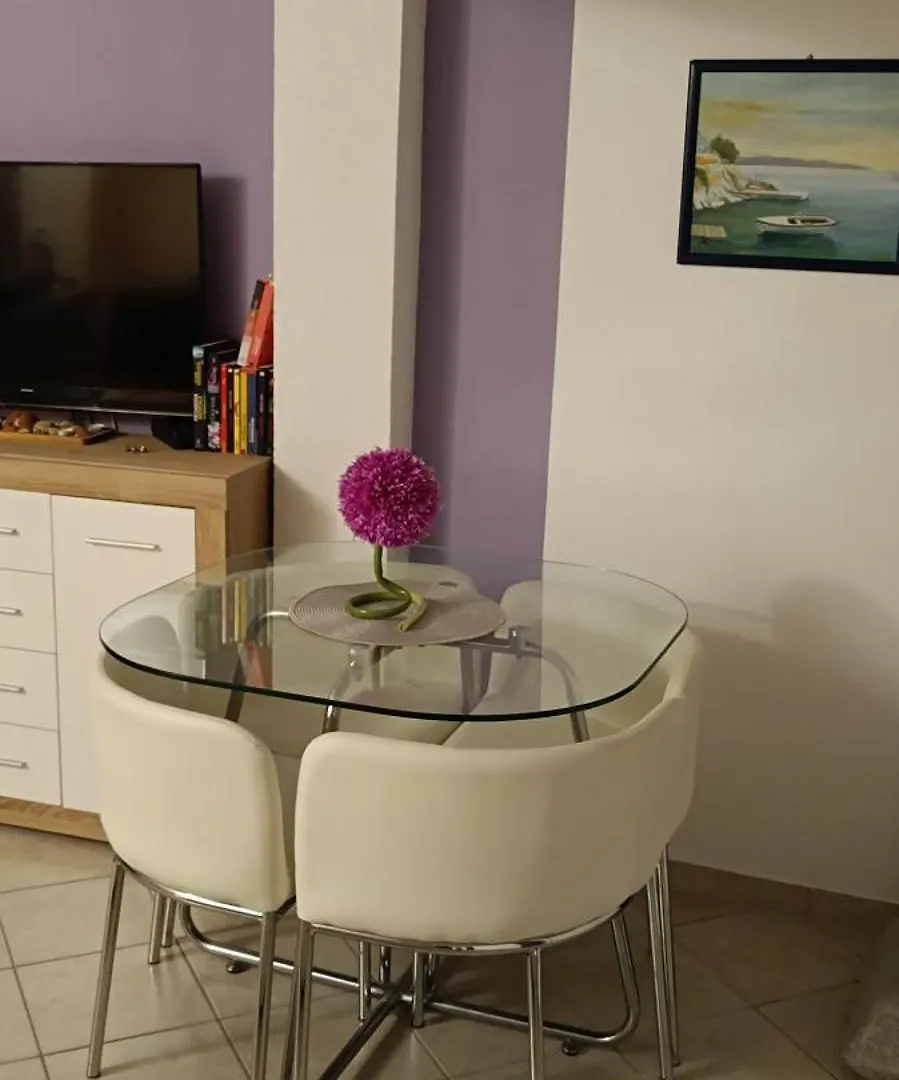 Apartments Dario Pag Town