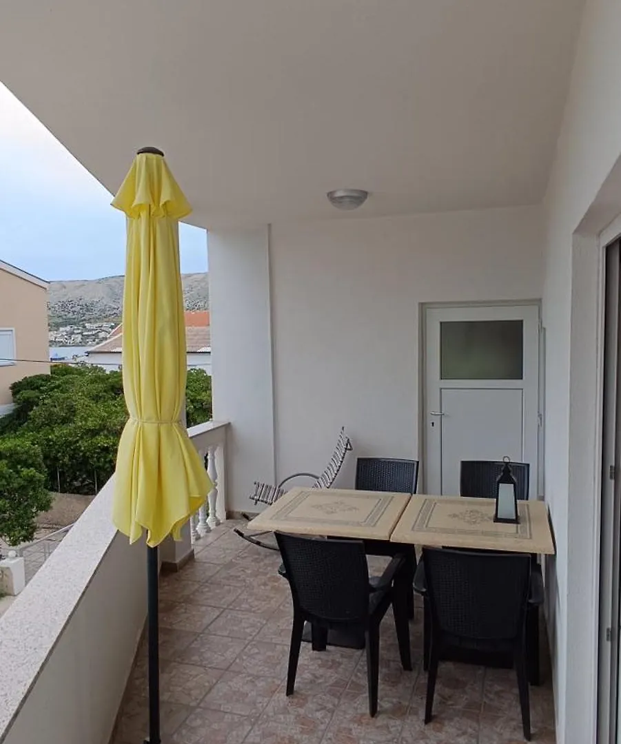 Apartments Dario Pag Town Croazia