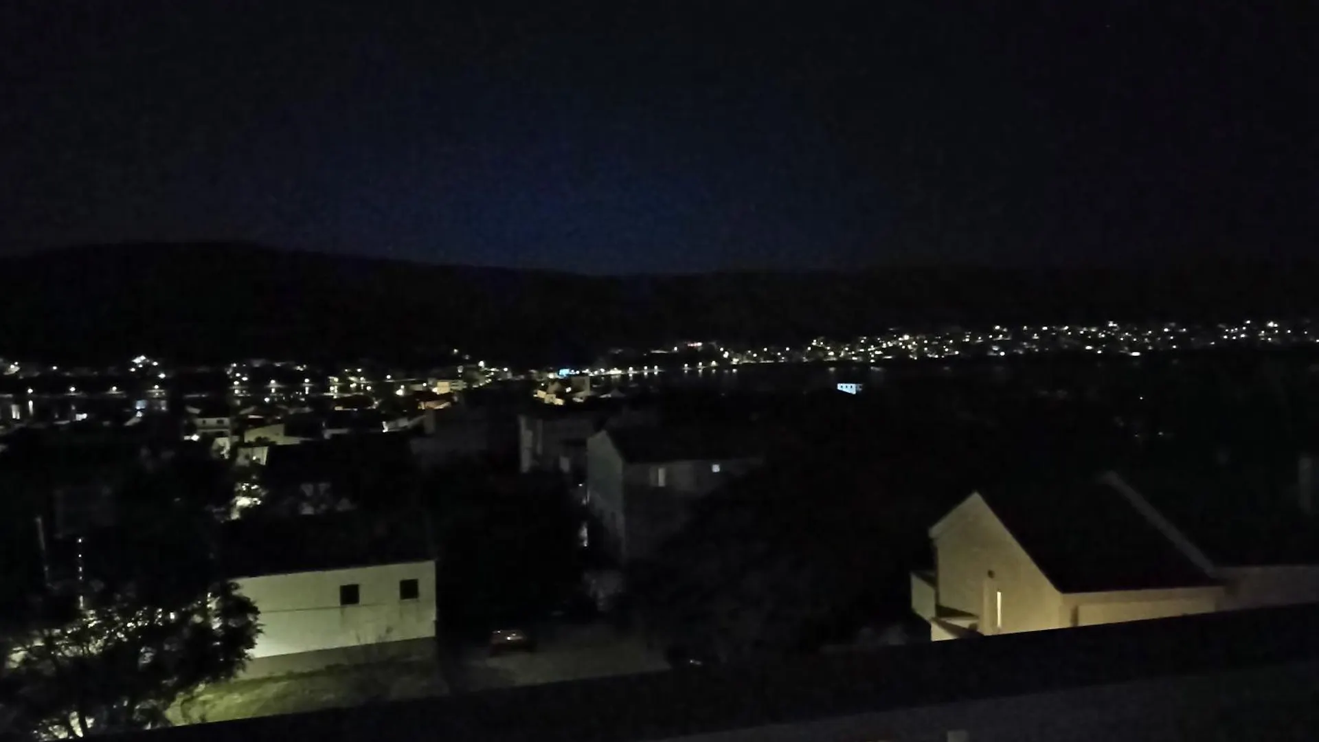 Apartments Dario Pag Town