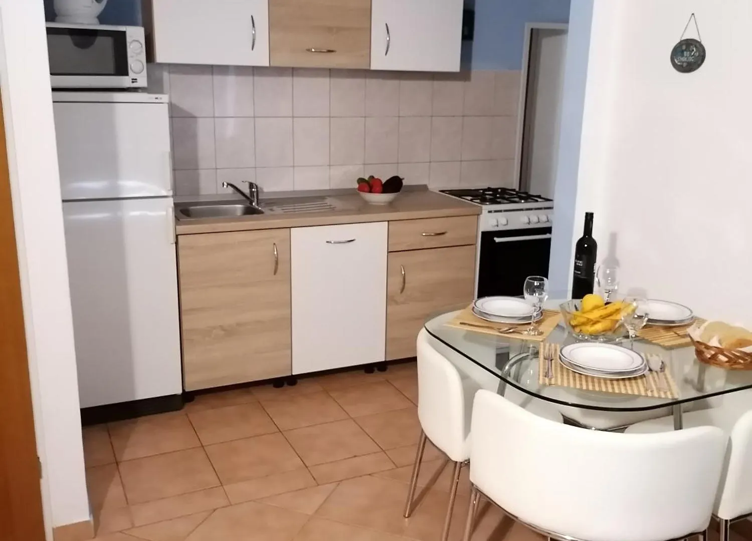 Apartments Dario Pag Town